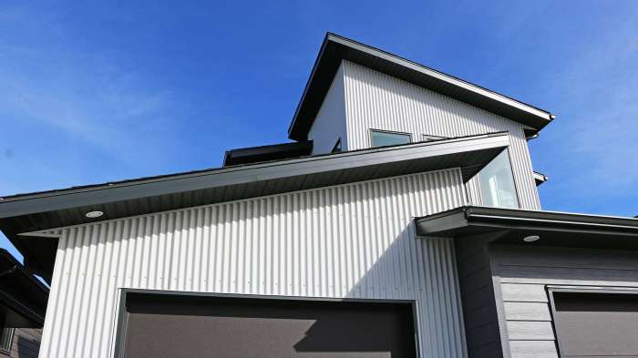 How much is metal siding for a house